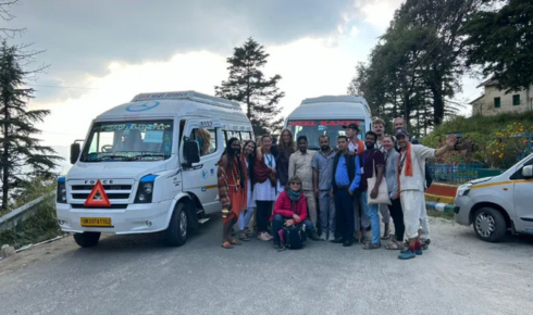 Tempo Traveller in Kolkata